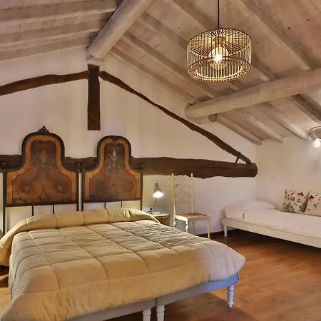 Bacialupo Foresteria Bed and Breakfast Montecalvo Versiggia